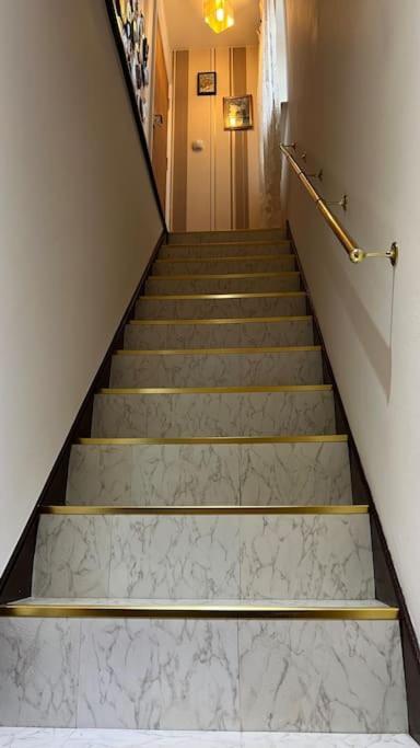Palaz 6 - 2 Bedroom Flat Едмънтън Екстериор снимка
