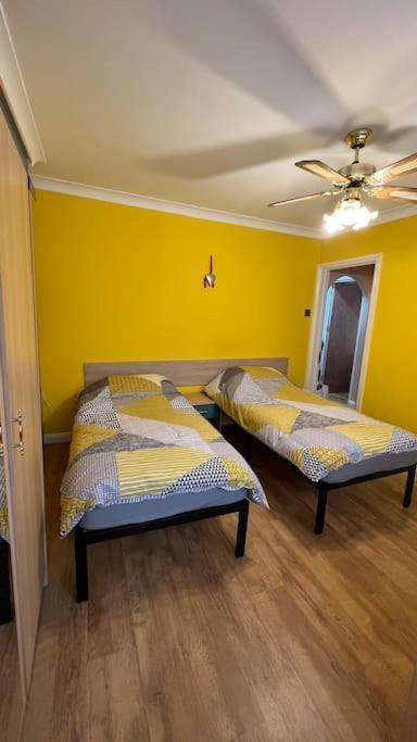 Palaz 6 - 2 Bedroom Flat Едмънтън Екстериор снимка