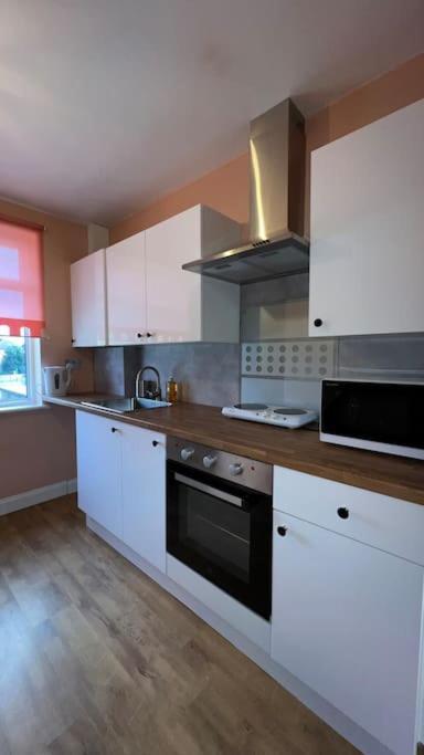 Palaz 6 - 2 Bedroom Flat Едмънтън Екстериор снимка